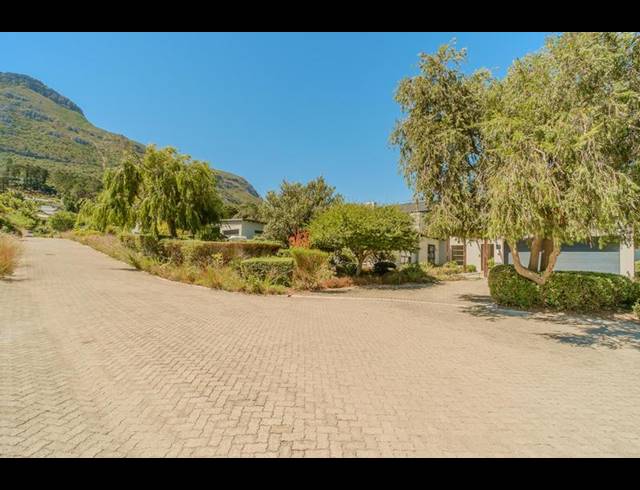 4 BEDROOM HOUSE FOR SALE IN TARRAGONA